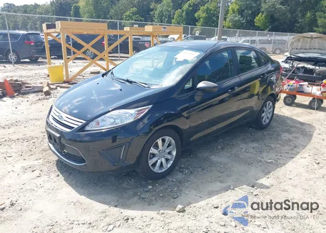 2012 Ford Fiesta Se z USA, uszkodzony, nr VIN 3FADP4BJ1CM111027